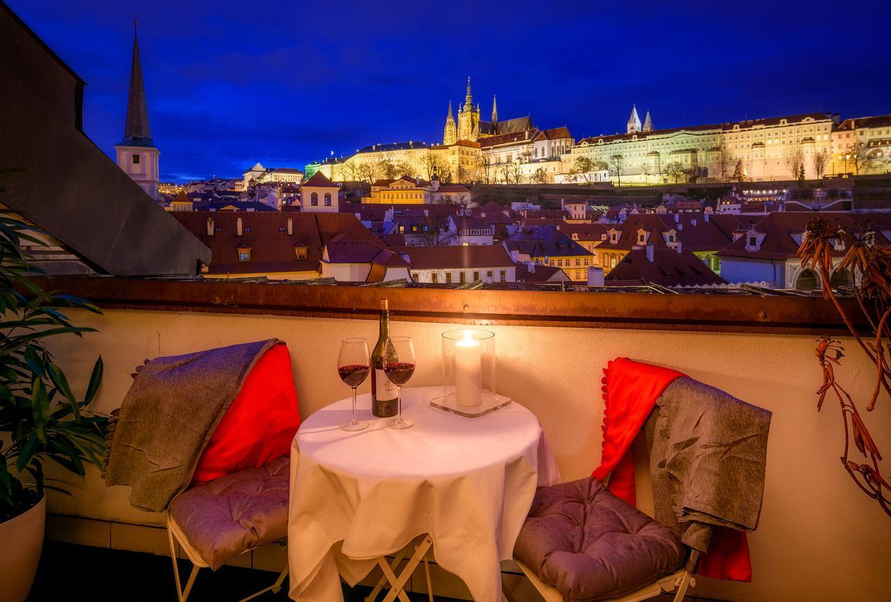 President Apt By Prague Castle, Views Exterior photo